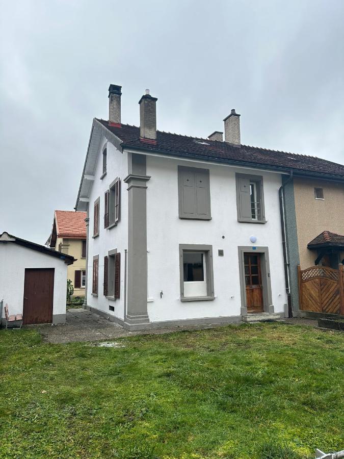 Charmante Maison Mitoyenne Villa Broc Esterno foto